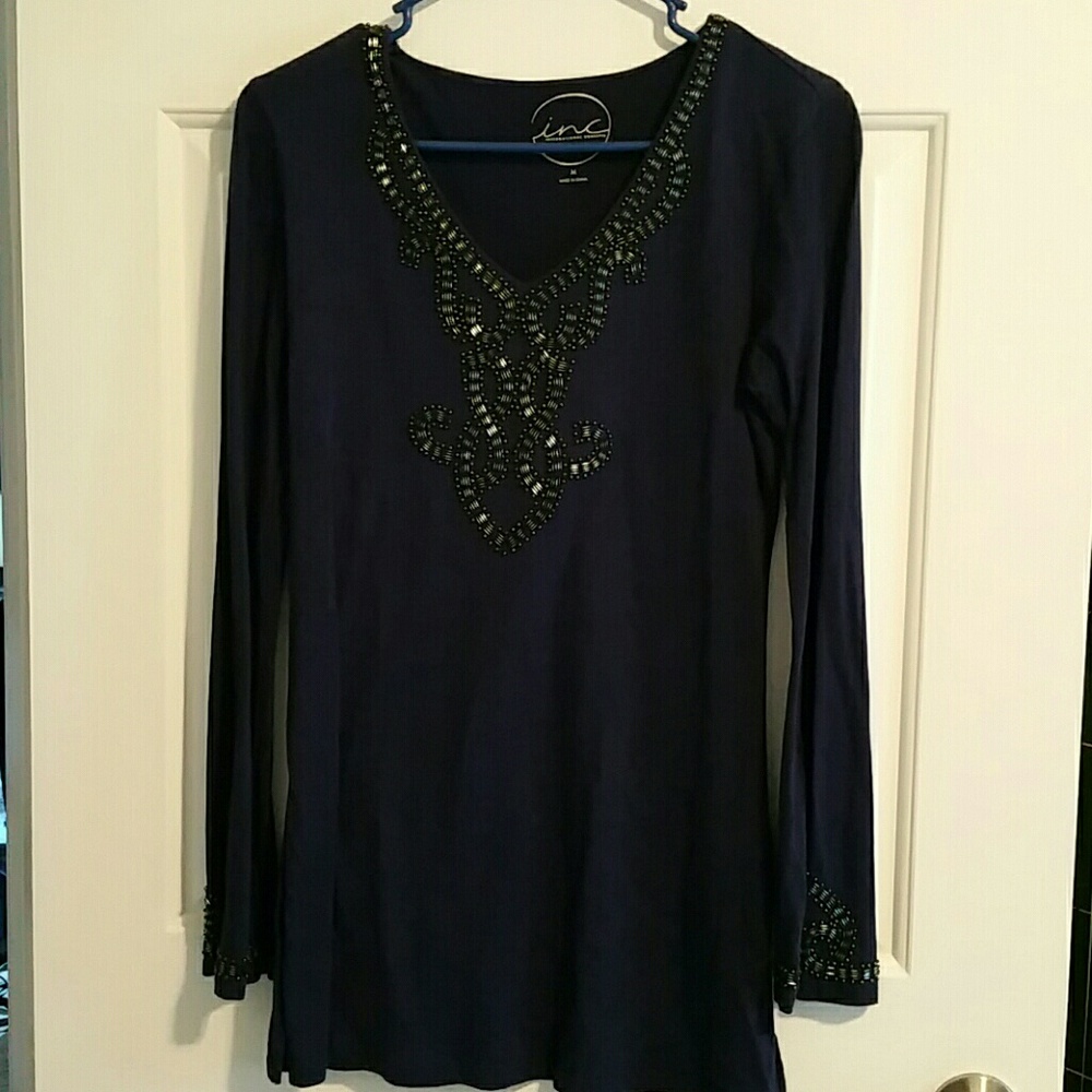 Casual long sleeve top